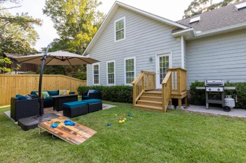 Artistic Downtown Home With Speakeasy Game Room Artistic Downtown Home With Speakeasy Game Room