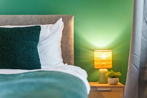 Julia's 3-Bedroom Home in Quinton, Birmingham Julia's 3-Bedroom Home in Quinton, Birmingham