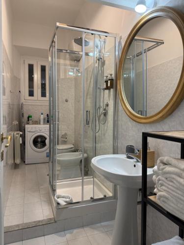 Pietra Apartment,Colosseo, Рим (фото 6)