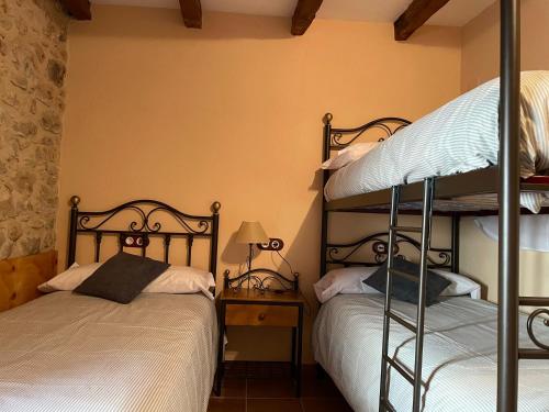 CASA RURAL CARRER PLA Culla in 庫利亞