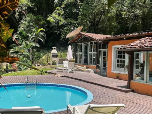 Casa da Cachoeira in Cocaia