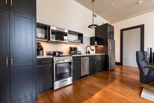 Two-Bedroom Apartment image 5