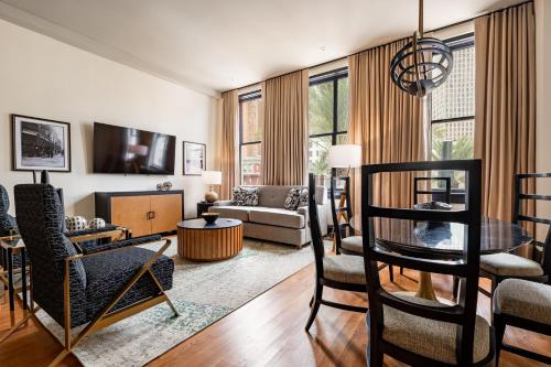 Two-Bedroom Apartment room in The Mayfair