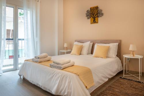 City Break Apartment 4' to Metro 3