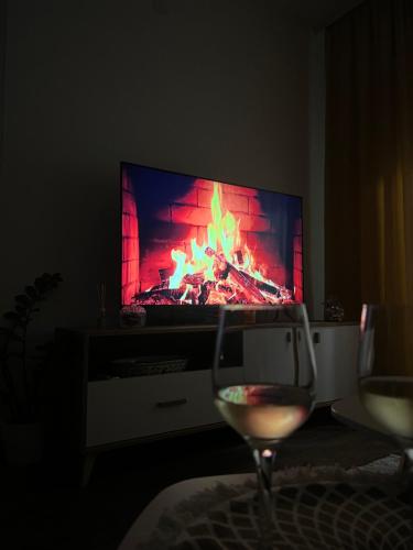 MB LuX, Pirot