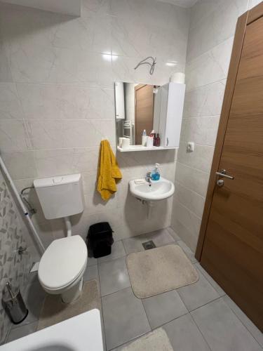 MB LuX, Pirot (fotografie 8)