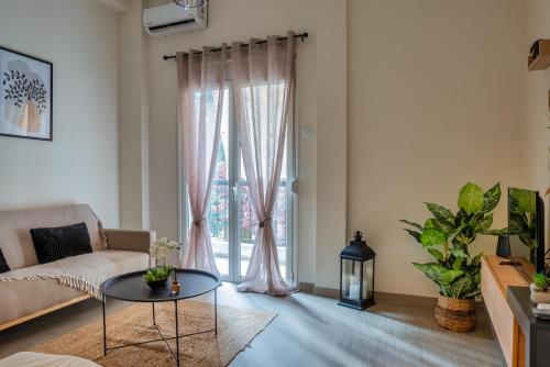 City Break Apartment 4' to Metro 2