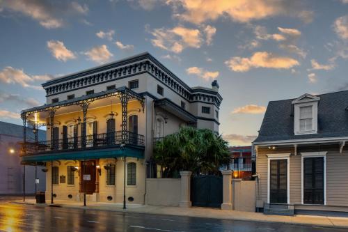 New Orleans Courtyard Hotel by the French Quarter - 숙소 외관