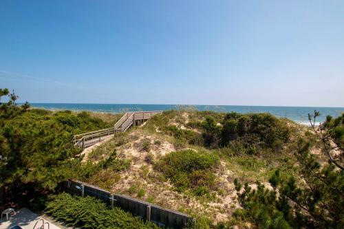 OCEANFRONT, Private Pool, Ocean Views, ELEV, Pool Table, OL50, Cutty Sark, Corolla (Foto 4)