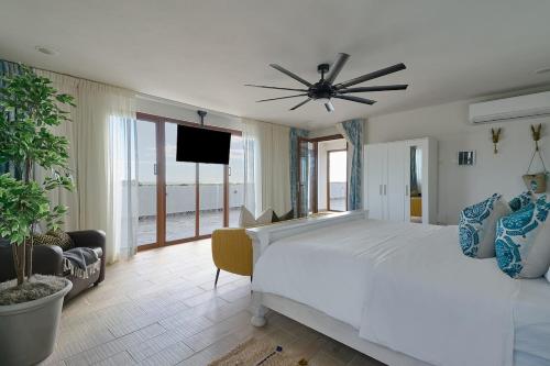 Villa La Chiquita Paradise Pool and BBQ