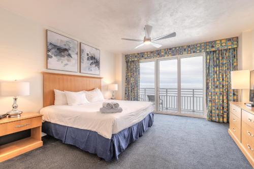 Beachfront Bliss at Ocean Walk Resort - Unit 1701 in Daytona Beach, USA