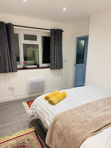 A cozy apartment, Windsor (photo 9)