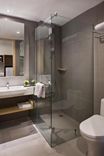 room detail thumbnail 2