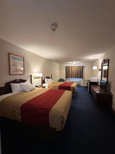 2 queen beds