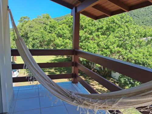Casa na Praia da Armação Sul da Ilha Florianópolis (Casa na Praia da Armacao Sul da Ilha Florianopolis) in 阿爾馬桑