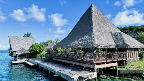 Oa Oa Lodge in Bora Bora Island