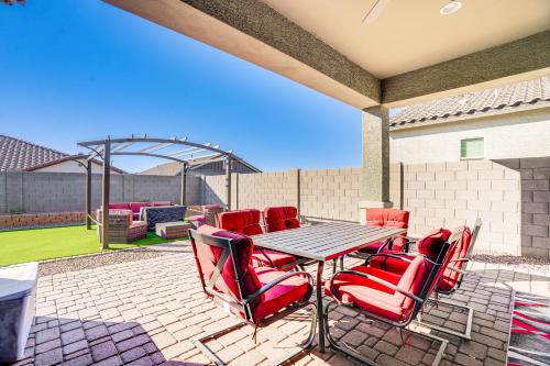 Covered Patio and Community Pool Home in Surprise in Sun City