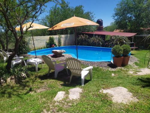 Cabaña con piscina compartida