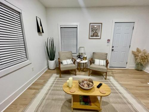Duplex B Near Hartsfield-Atlanta Airport thumb 4