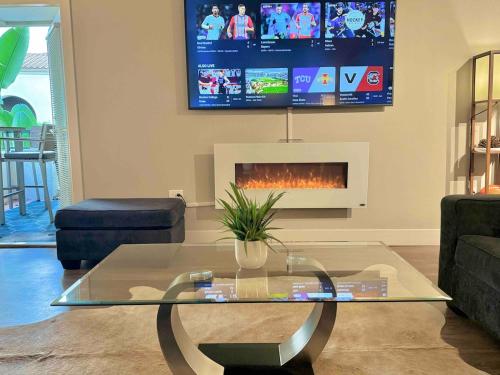 Surfs up! Cozy 1 Bedroom Condo with Fountain View, Los Angeles (foto 4)