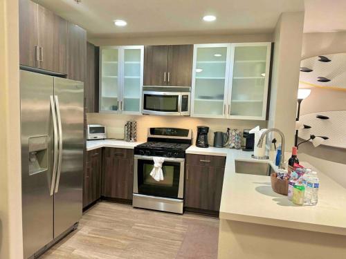 Surfs up! Cozy 1 Bedroom Condo with Fountain View, Los Angeles (foto 8)