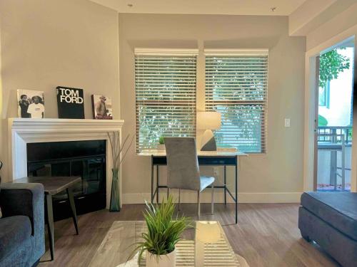 Surfs up! Cozy 1 Bedroom Condo with Fountain View, Los Angeles (foto 6)