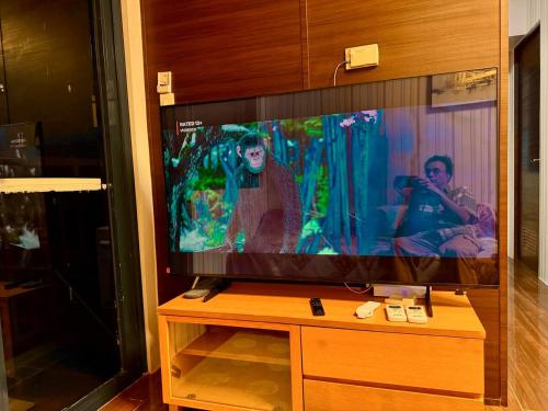 3 Bedroom Air condo Pool Perfect Holiday Gym Swim 300 Mbps