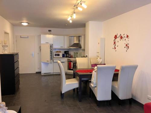 Konyha, Attractive 2 room apartment south of Munich in Ottobrunn