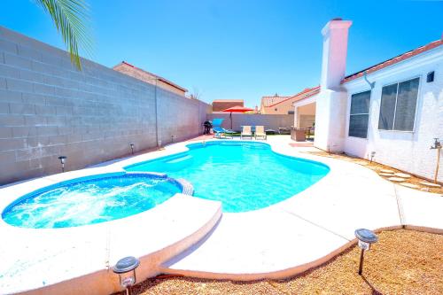 Private Guestrooms OR Entire Home Rental in North Las Vegas – khách sạn tại Bắc Las Vegas