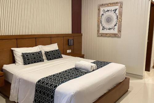 Deluxe Double Room  image 5