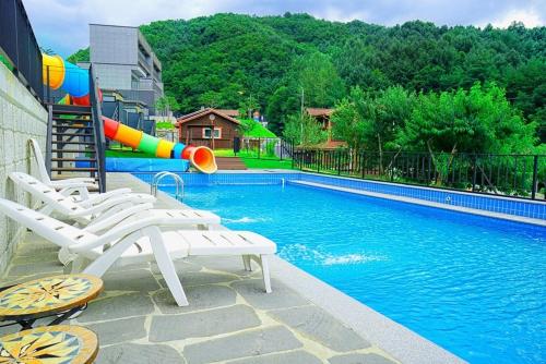 Hoengseong Nature Healing Pool Villa in Hoengsong
