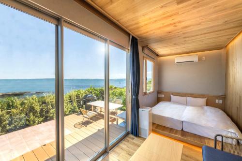 Glamping Twin Room (No View)