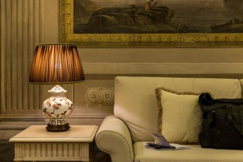 Junior Suite (2 Adults) image 9
