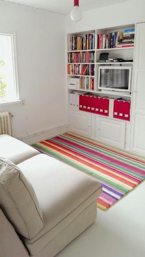 Charming Villa From 1918 With Sunny Deck, Stockholm (photo 2)