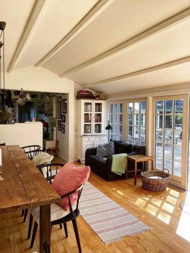 ทัศนียภาพภายนอกโรงแรม, Oasis Near Beach With Space To Play in ดรอนนิงเมิลเลอ