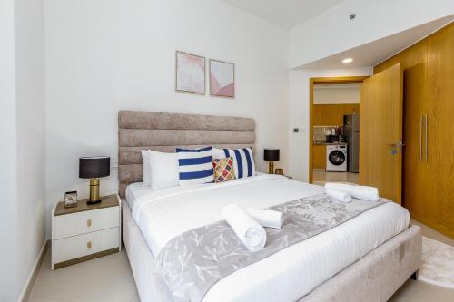 Burj Khalifa View - 1BR in Bellevue Tower 2 Downtown - Allsopp & Allsopp - image 13
