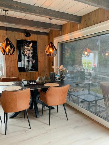 Exterior view, Unique Modern Harbour Home In Valsøyfjord in Valsoyfjord