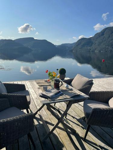 Viesnīcas āriene, Country Home With Beach And Dock In Erfjord in Erfjord