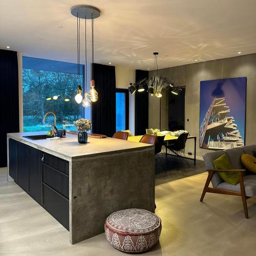 Hotel Vibe In Architectural Settings