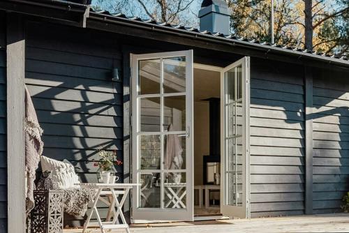 Bright, Airy, And Blissful Idyllic Holiday Home, Норртелье (фото 9)