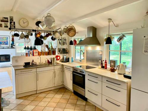 ทัศนียภาพภายนอกโรงแรม, Oasis Near Beach With Space To Play in ดรอนนิงเมิลเลอ