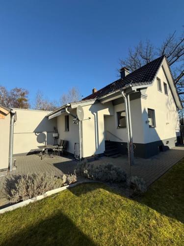 外部景觀, Haus am See mit Gästehaus (Haus am See mit Gastehaus) in 諾伊斯塔特-格萊韋