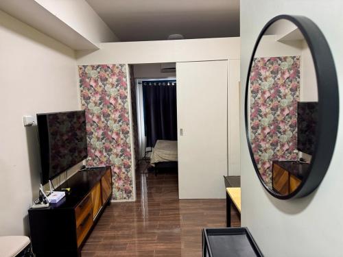 Galloping Suite Executive Makati Suite Gym Swim Park 300 Mbps, Bocaue