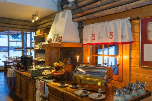 Restaurant, Hotel Yllashumina in Helukka