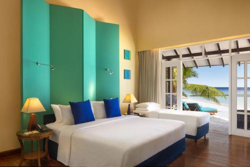 room detail thumbnail 1