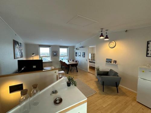 Illu Rental - Sea & City view Guesthouse in Ilulissat
