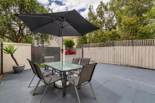 Crimson Clover - Cosy Retreat near Swinburne Uni