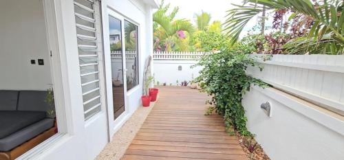 Tia Beach House - pool, beach and hamman Tia Beach House - pool, beach and hamman