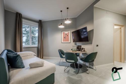 Two-Room Apartment image 10