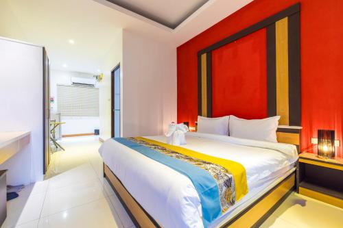 Tongtong Garden Holiday Hotel普吉岛通通花园酒店 - image 4